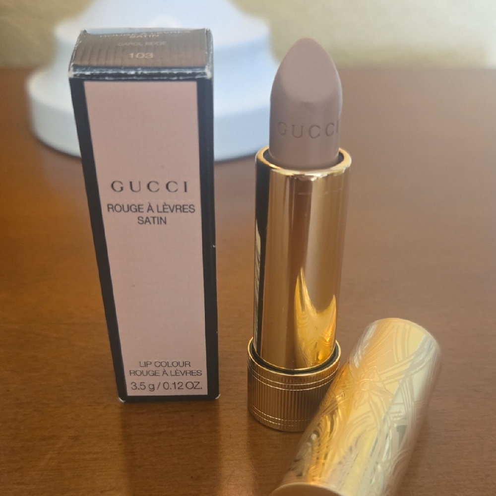 Gucci Rouge à Lèvres Satin Lipstick - Soft Beige BRAND NEW